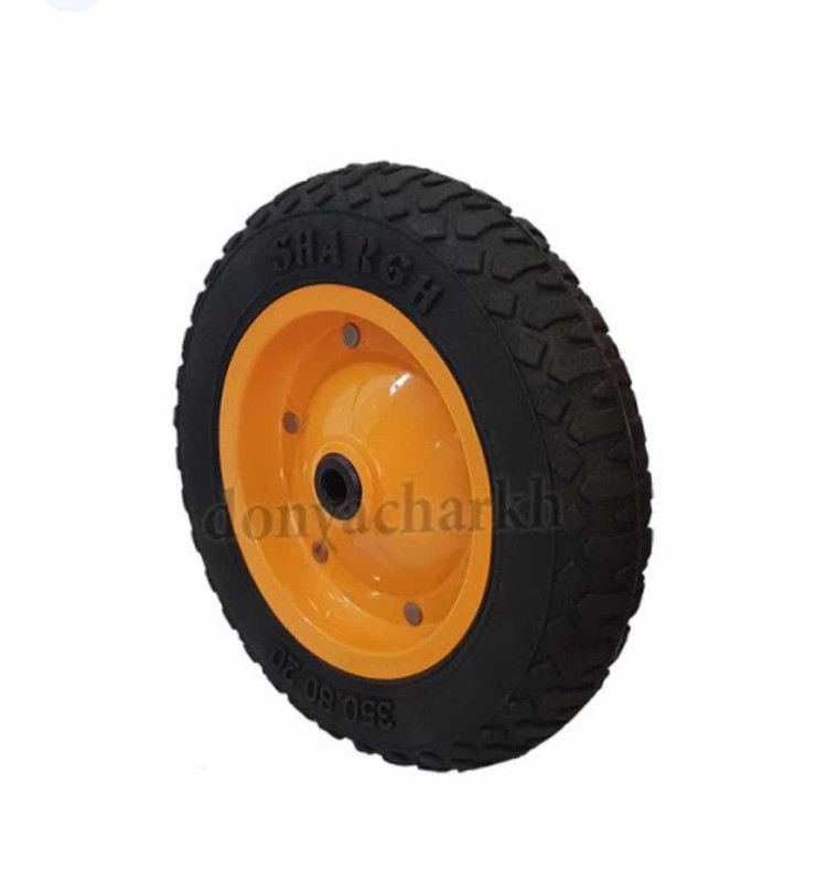 چرخ فرقون تیوپلس pvc مینی بوشی (مناسب برای حمل بار در محیطهای سخت و پرخطر مانند کارگاههای ساختمانی-عدم نیاز به بادگیری و پنچر نشدن در شرایط کاری خشن-تحمل وزن بالا بدون تغییر شکل یا آسیبدیدگی-کاربرد در فرغونهای صنعتی، ساختمانی و کشاورزی-حرکت پایدار روی سطوح ناهموار، سنگی یا فلزی-عمر طولانی و نگهداری آسان در مقایسه با چرخهای بادی-مقاوم در برابر اشیاء تیز، حرارت و ضربه-ایدهآل برای استفاده در محیطهای پر از نخاله، میخ یا مصالح ساختمانی)